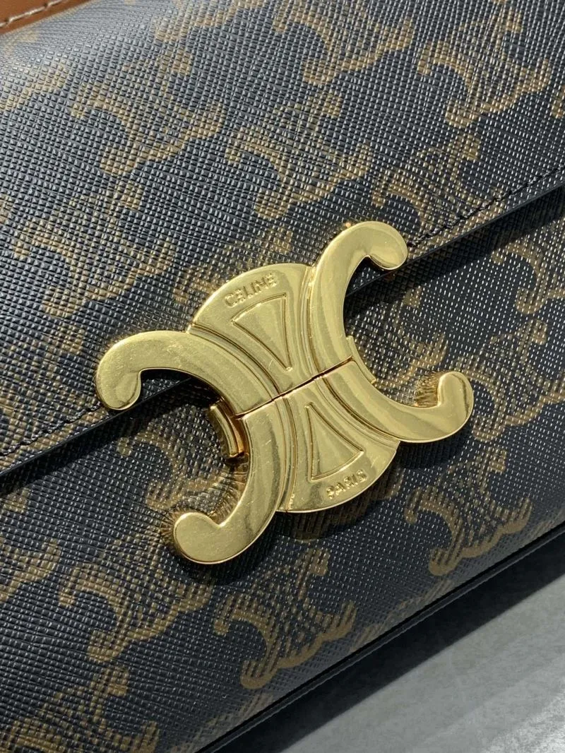 Celine Triomphe Monogram Shoulder Bag 20x10x4cm - Image 4