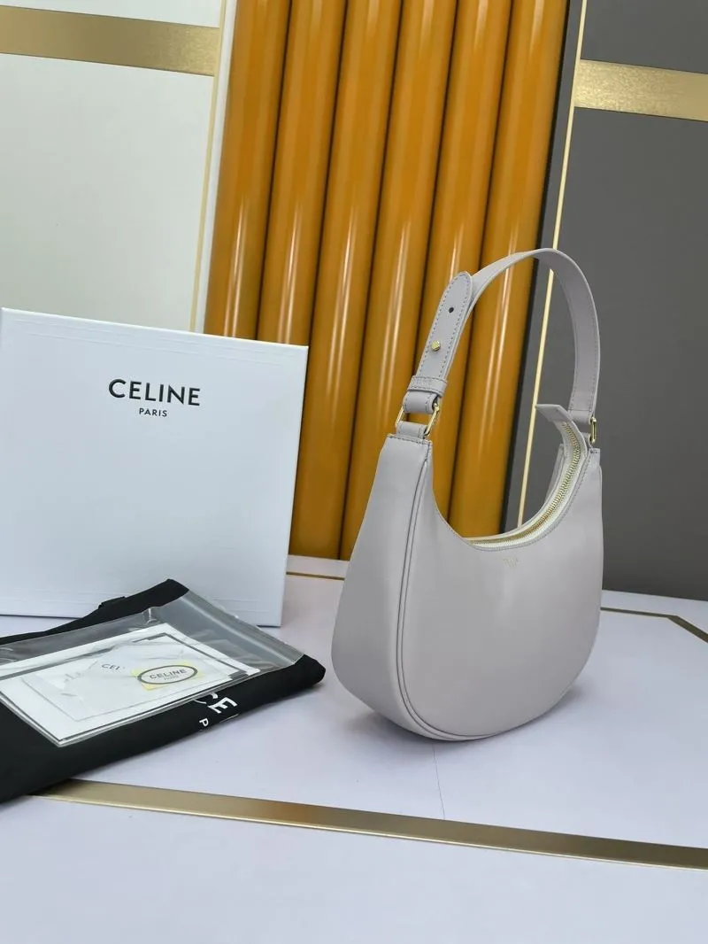 Alternative view of Celine Shoulder Bags-10