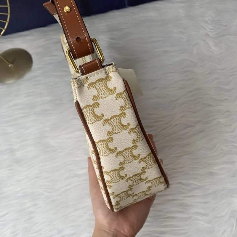 Celine Shoulder Bags-20 - Image 4