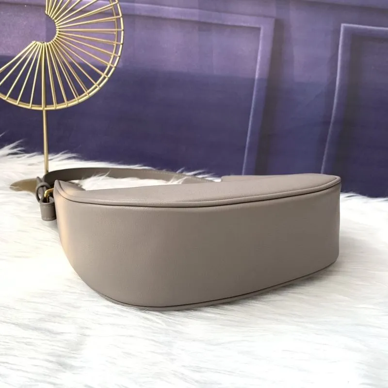 Alternative view of Celine Shoulder Bags-22
