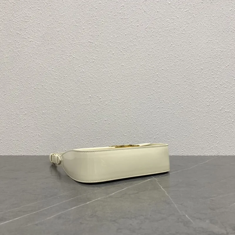 Celine Cream Patent Leather Shoulder Bag - Image 4