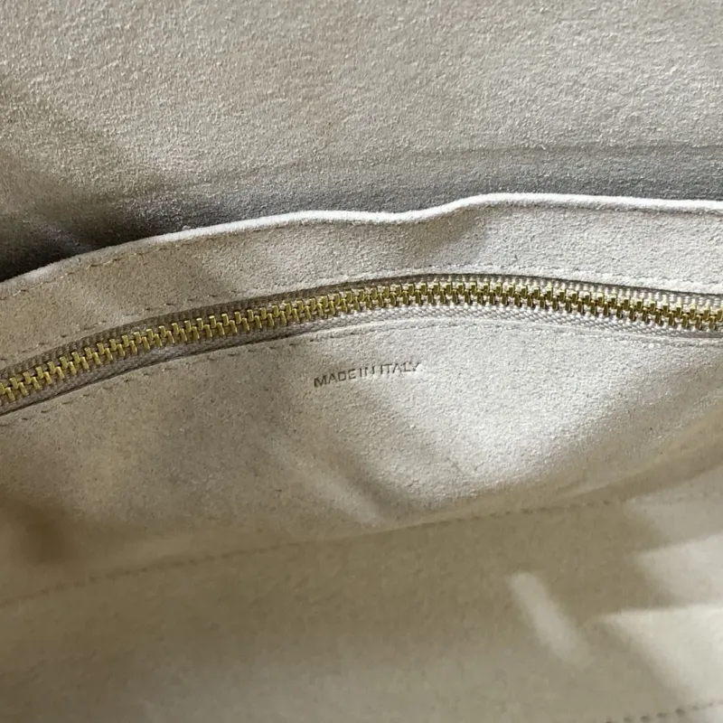 Celine Beige Leather Bucket Bag - Image 9