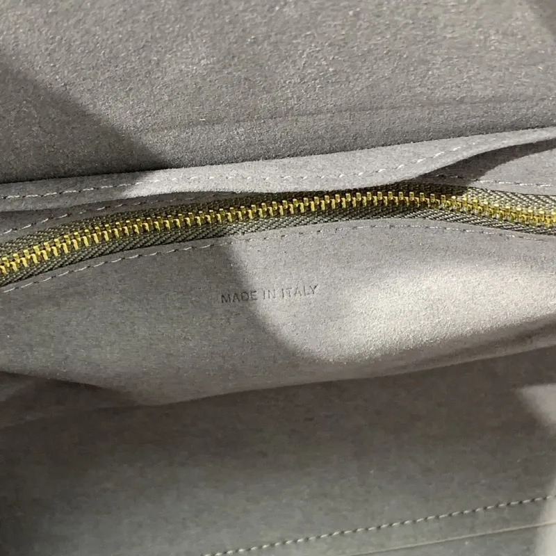 Celine Gray Leather Bucket Bag - Image 9