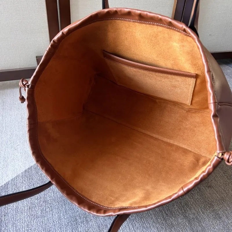 Celine Large Brown Leather Tote Bag - Image 7