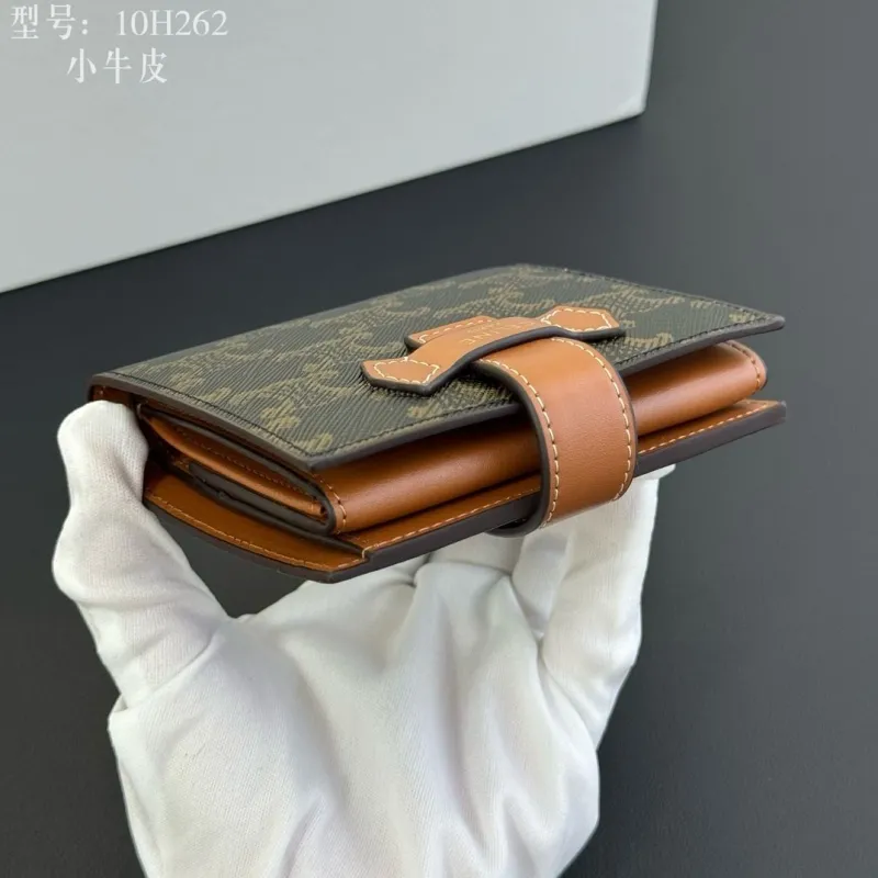 Celine 10H262 Small Leather Wallet - Image 5