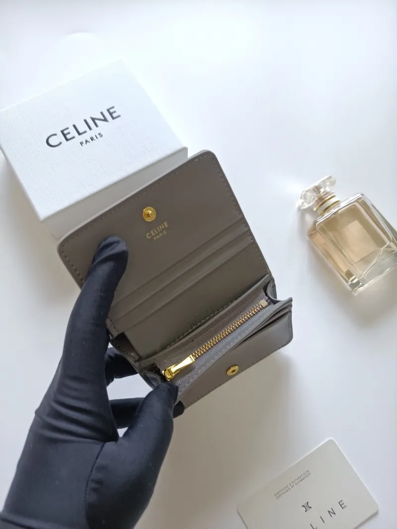 Celine Gray Small Leather Wallet - Image 5