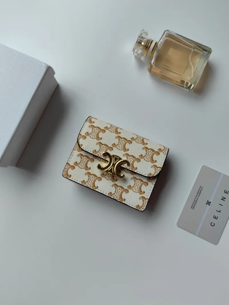 Alternative view of Celine Wallets-188