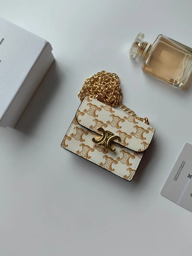 Alternative view of Celine Wallets-196