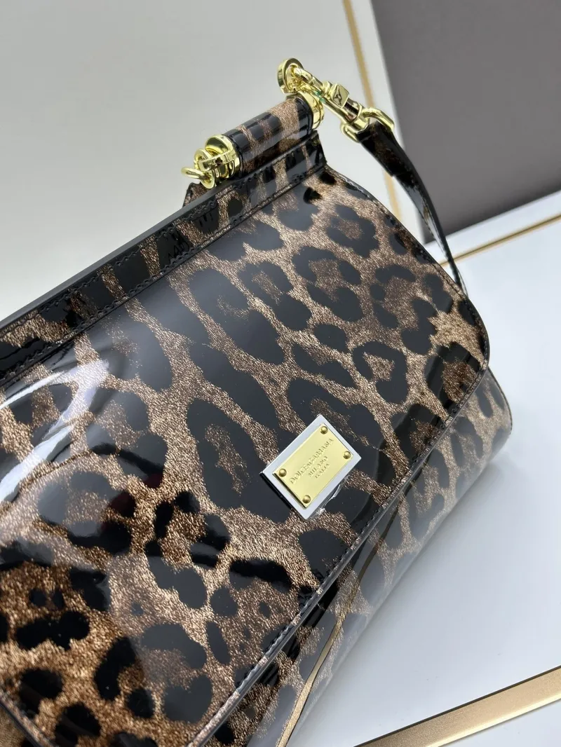 Dolce Gabbana Leopard Print Patent Leather Crossbody Handbag 25x20x12cm - Image 4