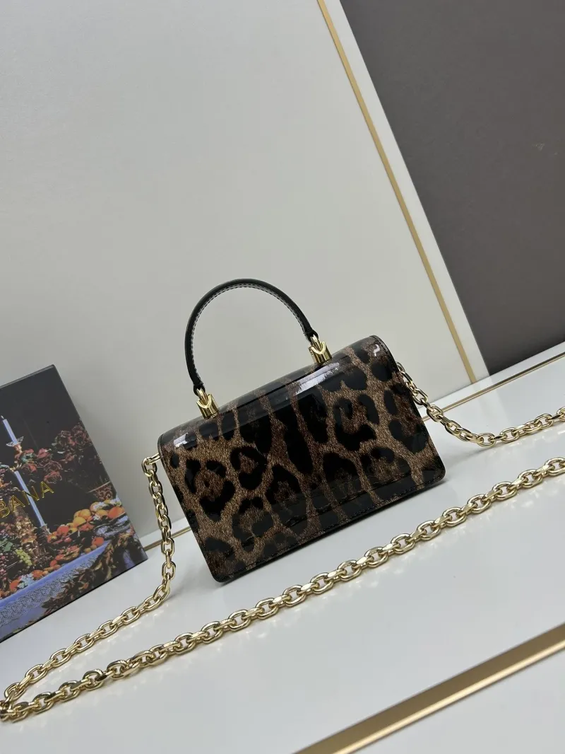 Alternative view of D&G Handle Bags-41