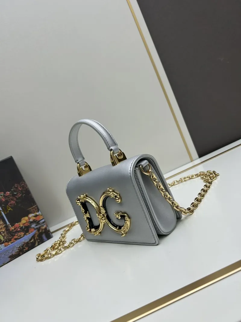 Alternative view of D&G Handle Bags-48