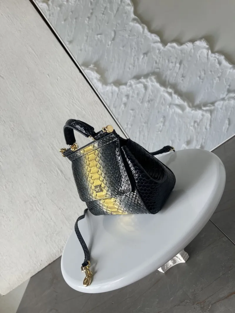 Alternative view of D&G Handle Bags-52