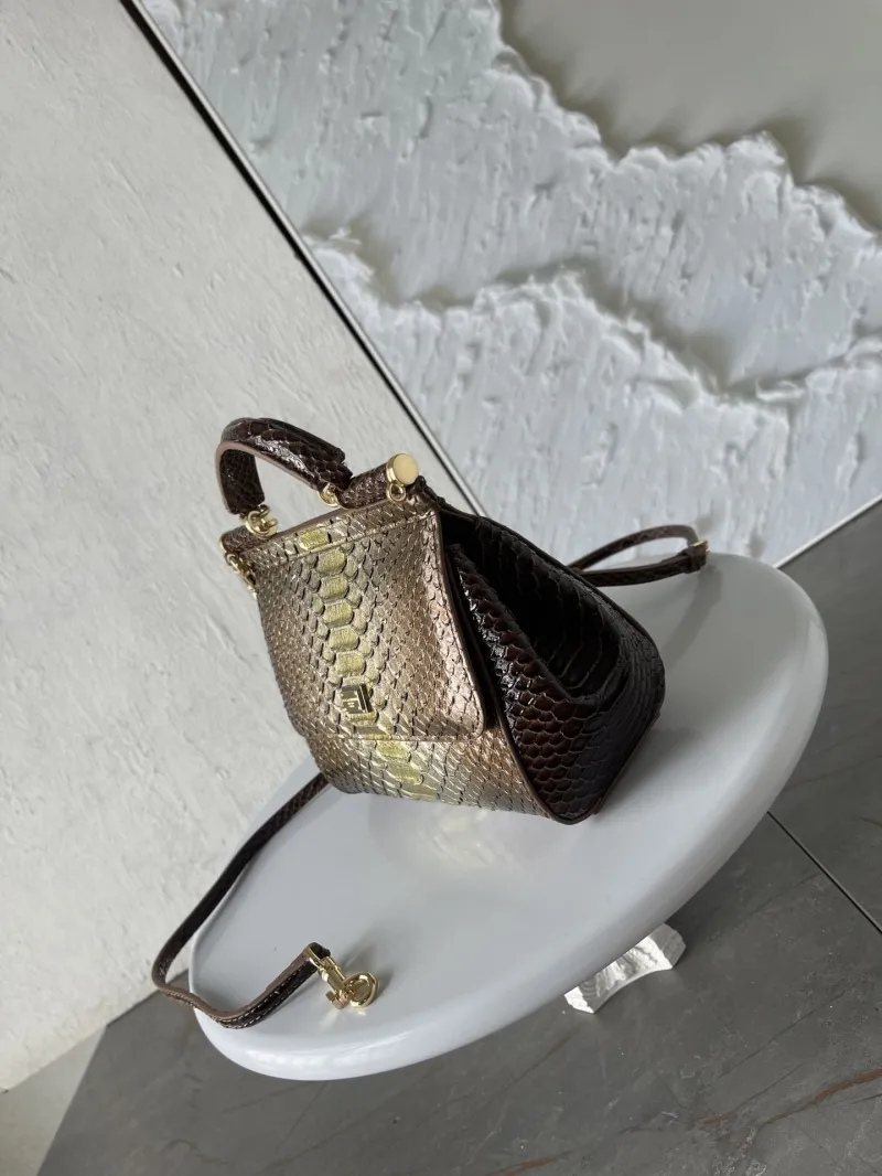 Alternative view of D&G Handle Bags-55