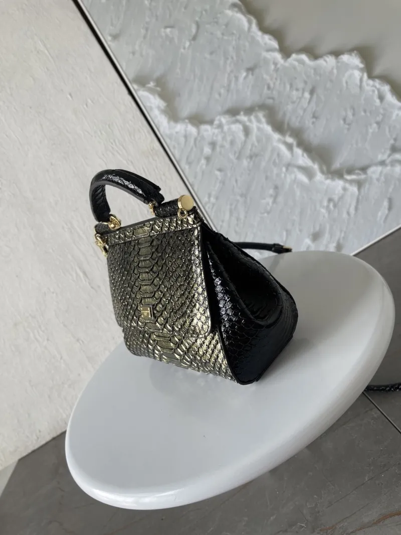 Alternative view of D&G Handle Bags-58