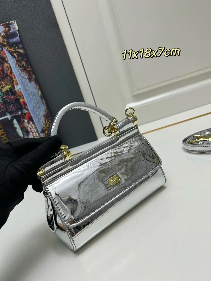 Alternative view of D&G Handle Bags-69