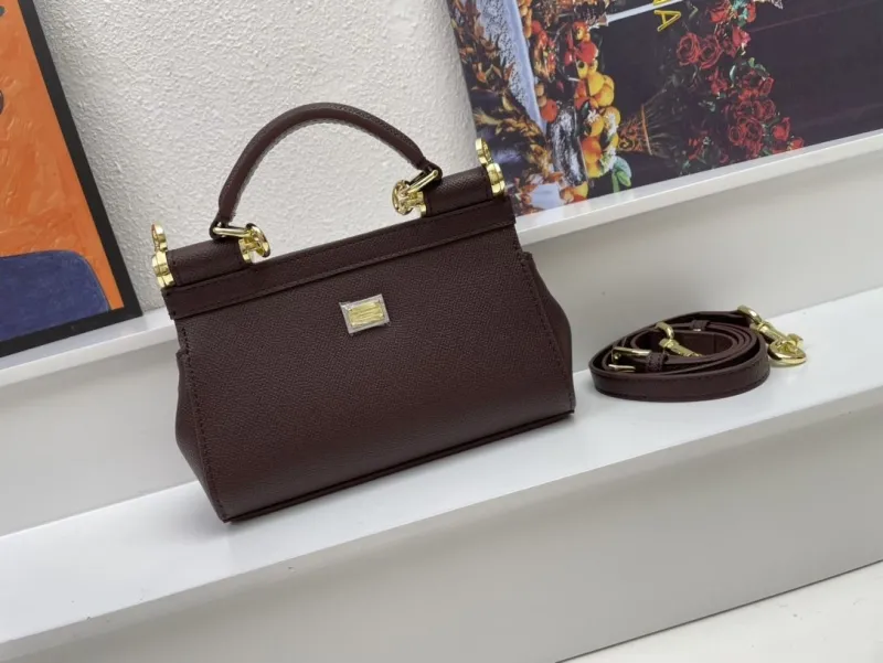 Alternative view of D&G Handle Bags-76