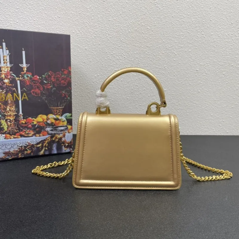 D&G Handle Bags-100 - Image 3
