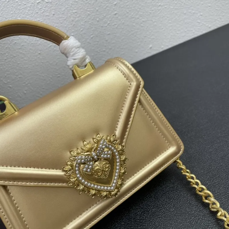 D&G Handle Bags-100 - Image 4