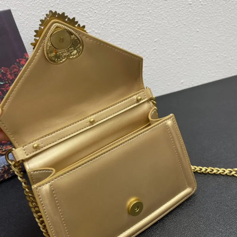 D&G Handle Bags-100 - Image 8
