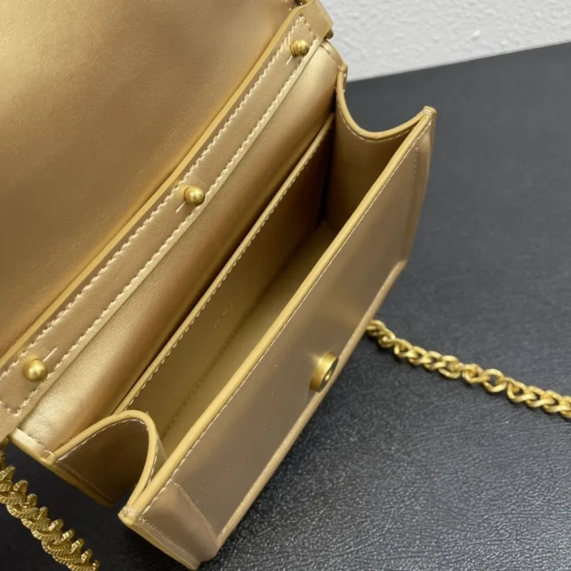 D&G Handle Bags-100 - Image 9