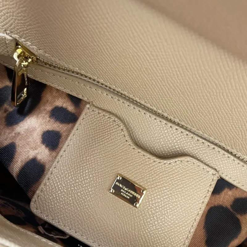 D&G Handle Bags-114 - Image 9