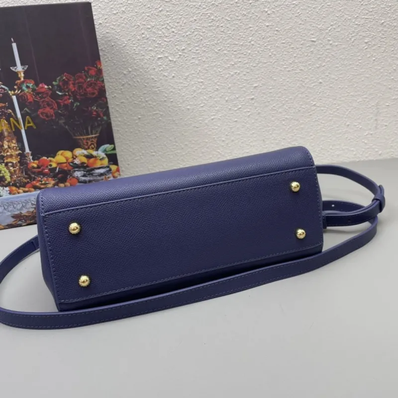D&G Handle Bags-116 - Image 7