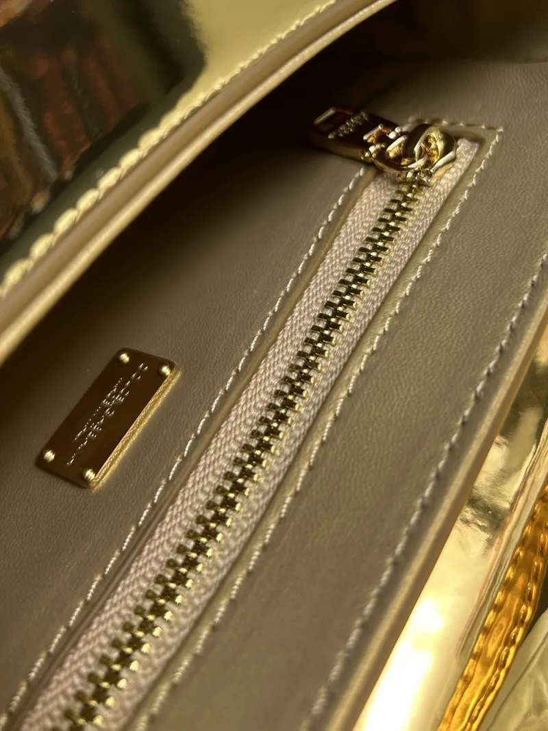 D&G Handle Bags-130 - Image 9