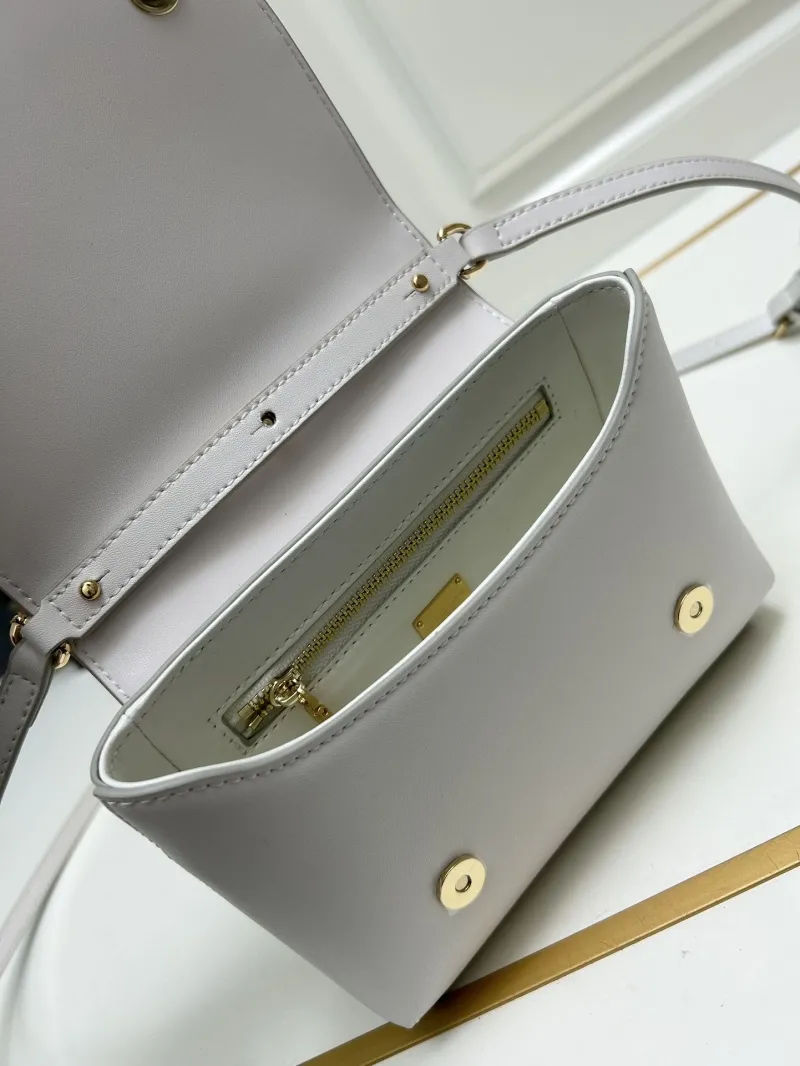 Dolce & Gabbana White Leather Crossbody Handbag Model 6658 - Image 8