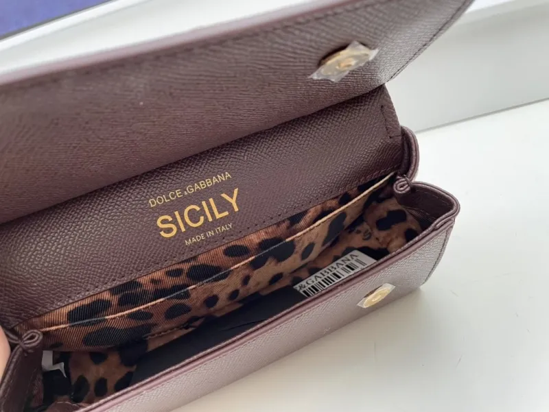 D&G Handle Bags-177 - Image 8