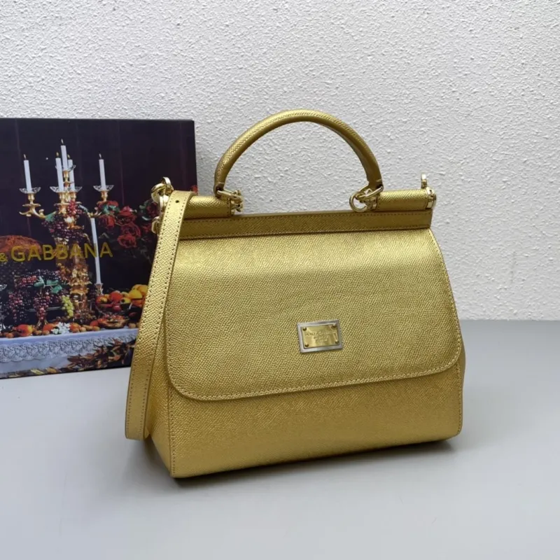 Dolce & Gabbana Gold Handbag 207 - Image 3