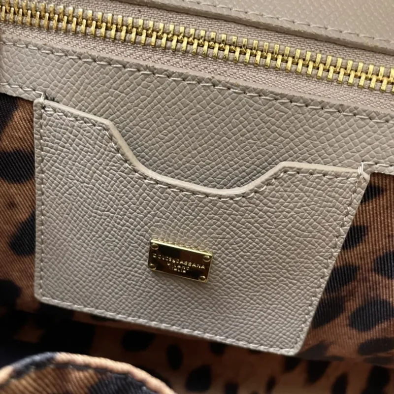 D&G Taupe Leather Handbag 215 - Image 9