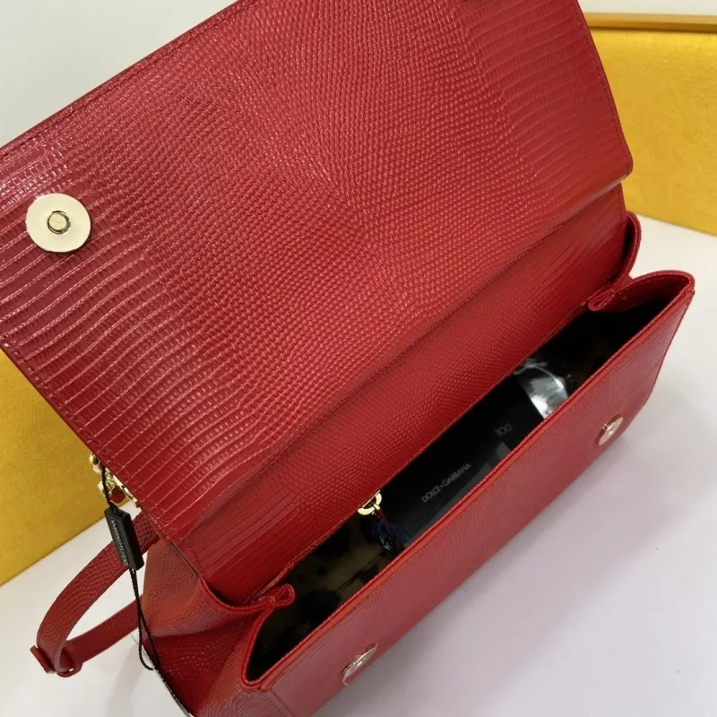 D&G Red Leather Top Handle Crossbody Bag - Image 7