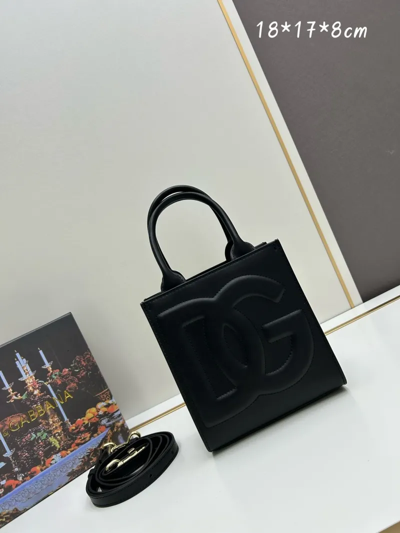 Dolce & Gabbana Black Mini Crossbody Tote Bag 278