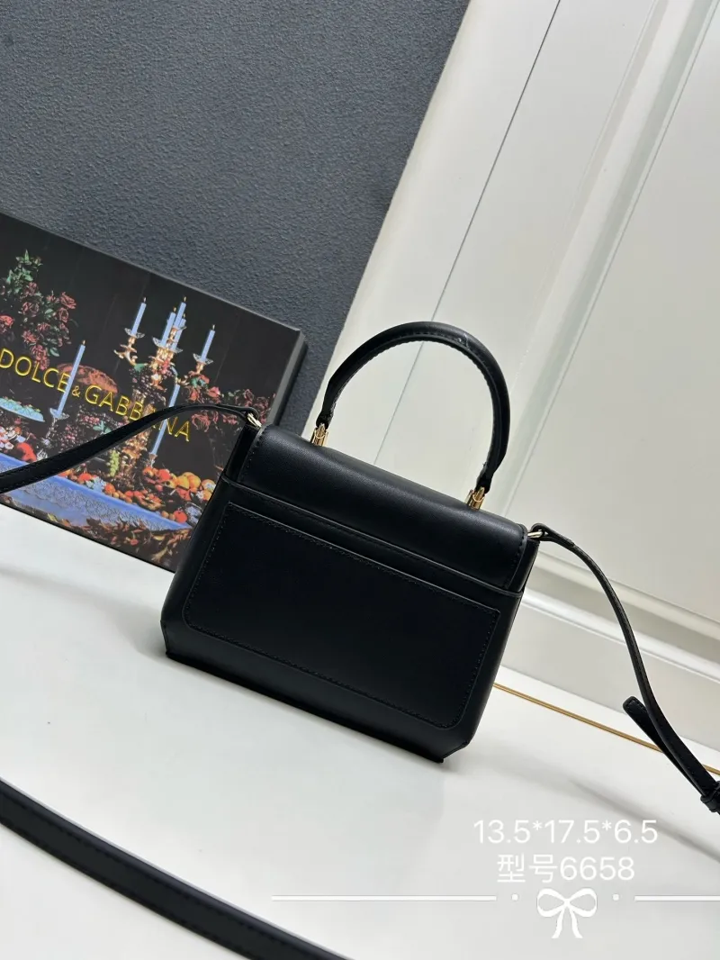 Alternative view of Dolce & Gabbana Black Crossbody Handbag Model 6658