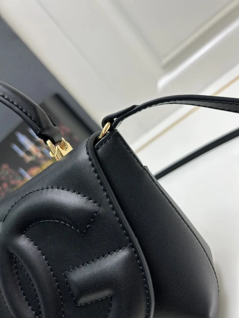 Dolce & Gabbana Black Crossbody Handbag Model 6658 - Image 6