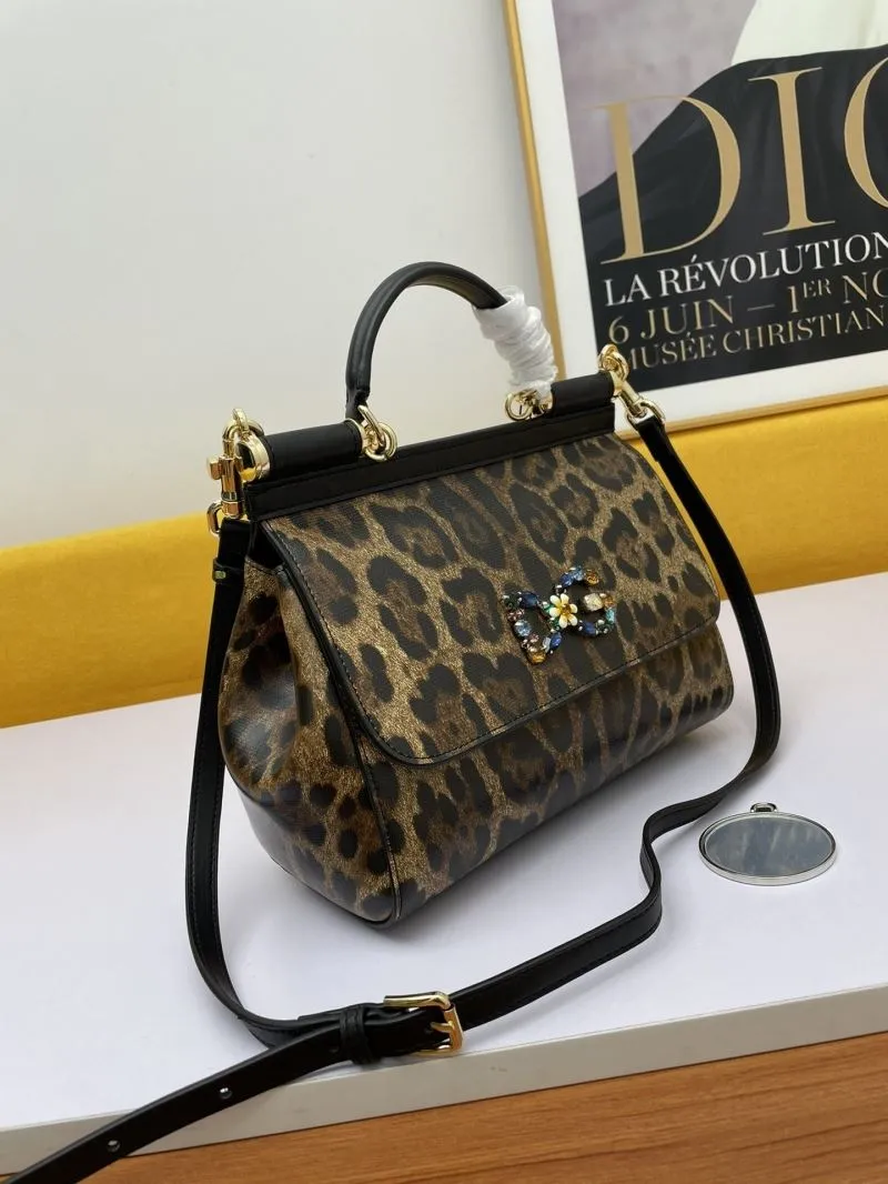 Alternative view of D&G Handle Bags-447