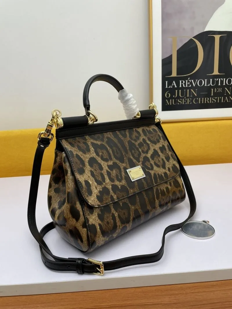 Alternative view of D&G Handle Bags-448