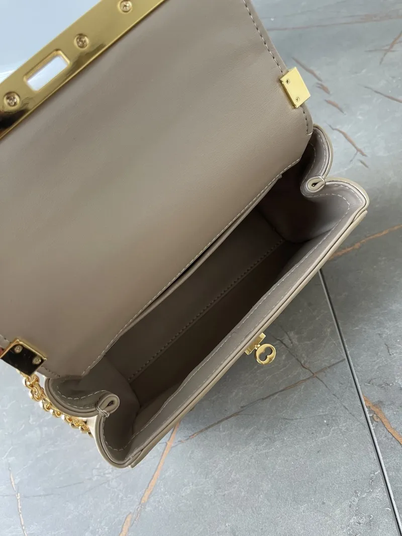 D&G Beige Leather Chain Satchel Bag - Image 7