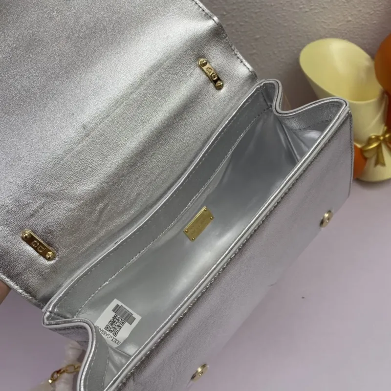 D&G Silver Chain Crossbody Satchel Bag - Image 7