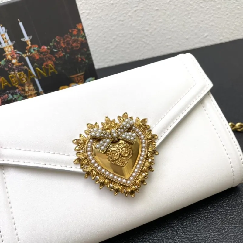 Dolce & Gabbana White Chain Crossbody Bag - Image 5