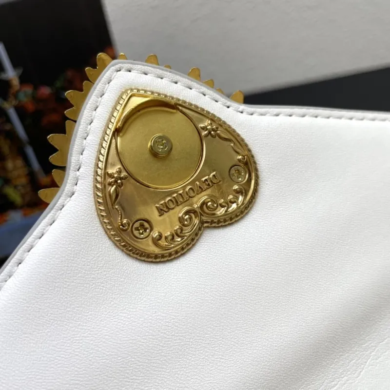 Dolce & Gabbana White Chain Crossbody Bag - Image 6