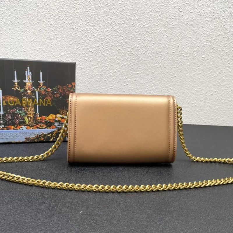 Dolce & Gabbana Gold Chain Crossbody Bag - Image 3