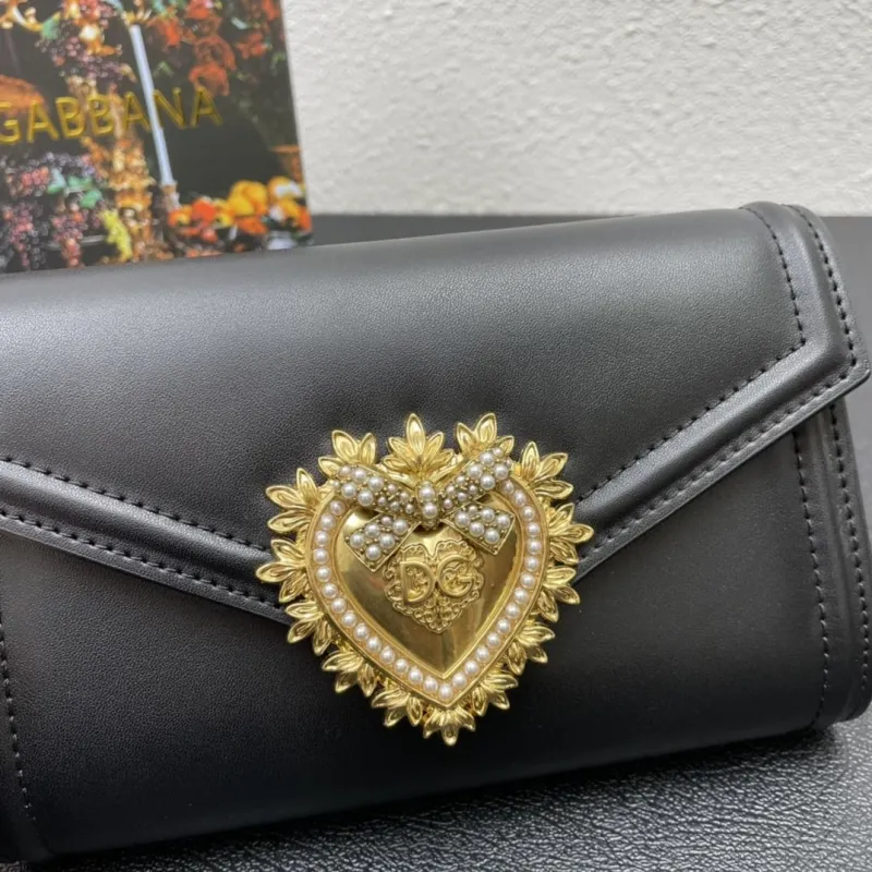 Dolce & Gabbana Black Leather Chain Crossbody Bag - Image 4