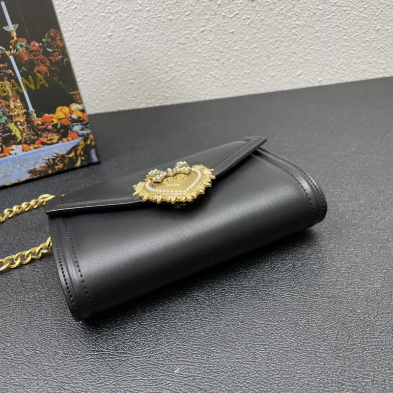 Dolce & Gabbana Black Leather Chain Crossbody Bag - Image 6