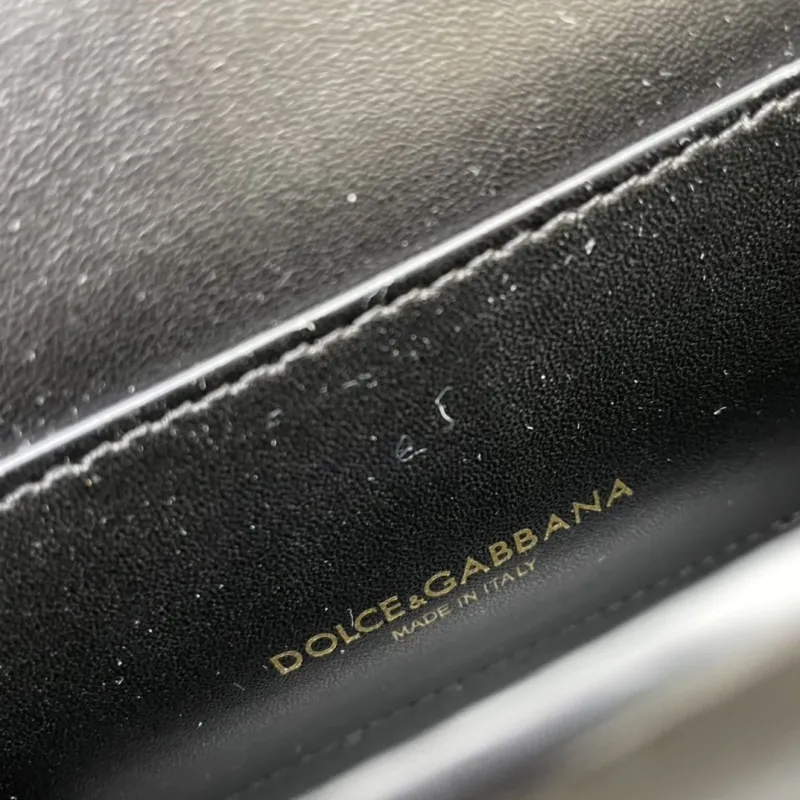 Dolce & Gabbana Black Leather Chain Crossbody Bag - Image 8