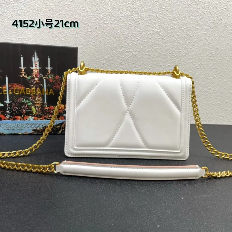 Dolce & Gabbana White Small 21cm Chain Crossbody Bag 4152 - Image 3
