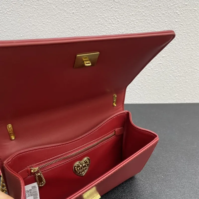 Dolce & Gabbana Red Small 4152 Chain Shoulder Bag - Image 8