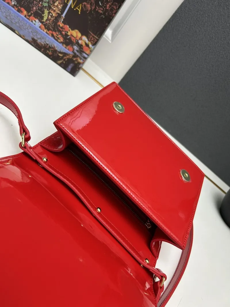 Dolce Gabbana Red Patent Leather Crossbody Bag - Image 8