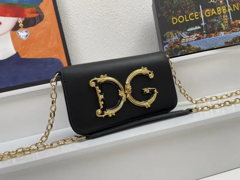 Dolce Gabbana Black Chain Crossbody Bag - Image 3