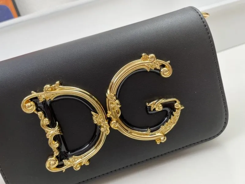 Dolce Gabbana Black Chain Crossbody Bag - Image 4